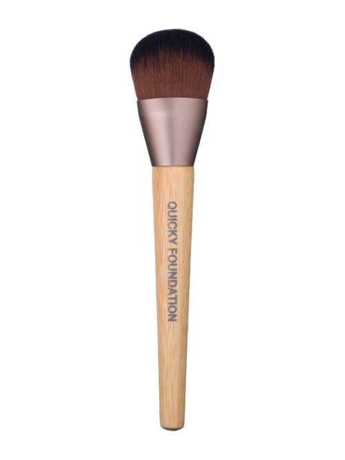 Seventeen Brush Quicky Foundation 2.jpg